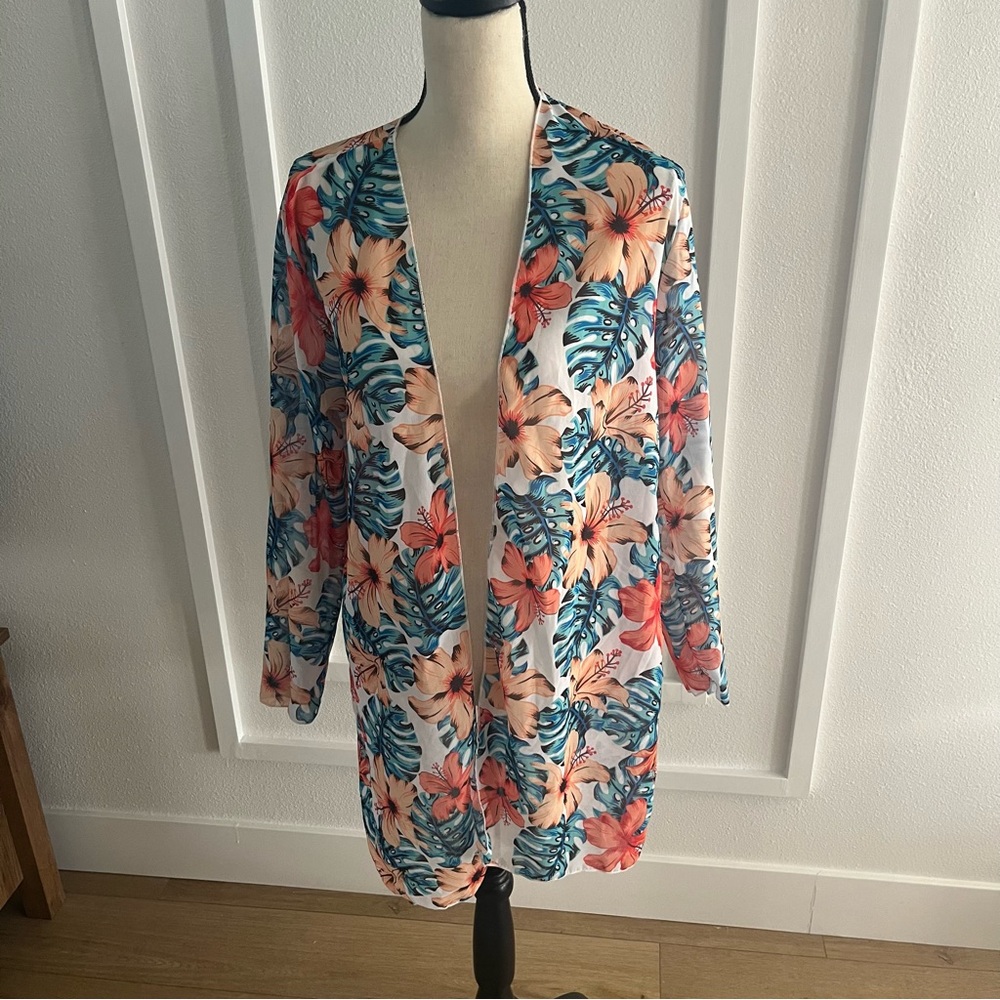 EUC-Swim tropical cover up size Medium perfect for vacation
